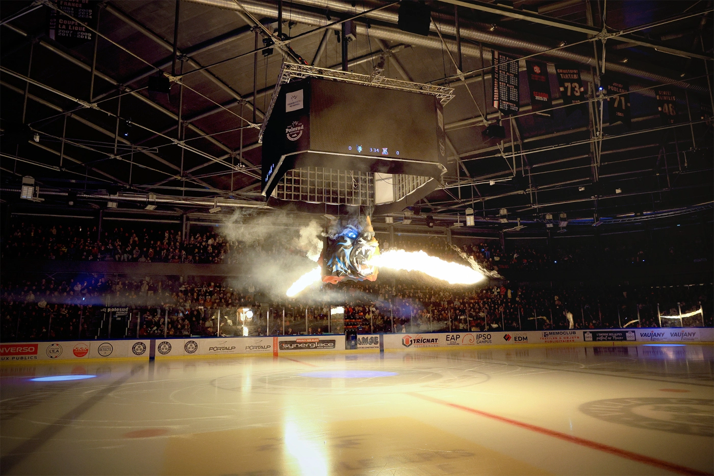 Entrée des joueurs à la Patinoire Polesud, visuel temporaire